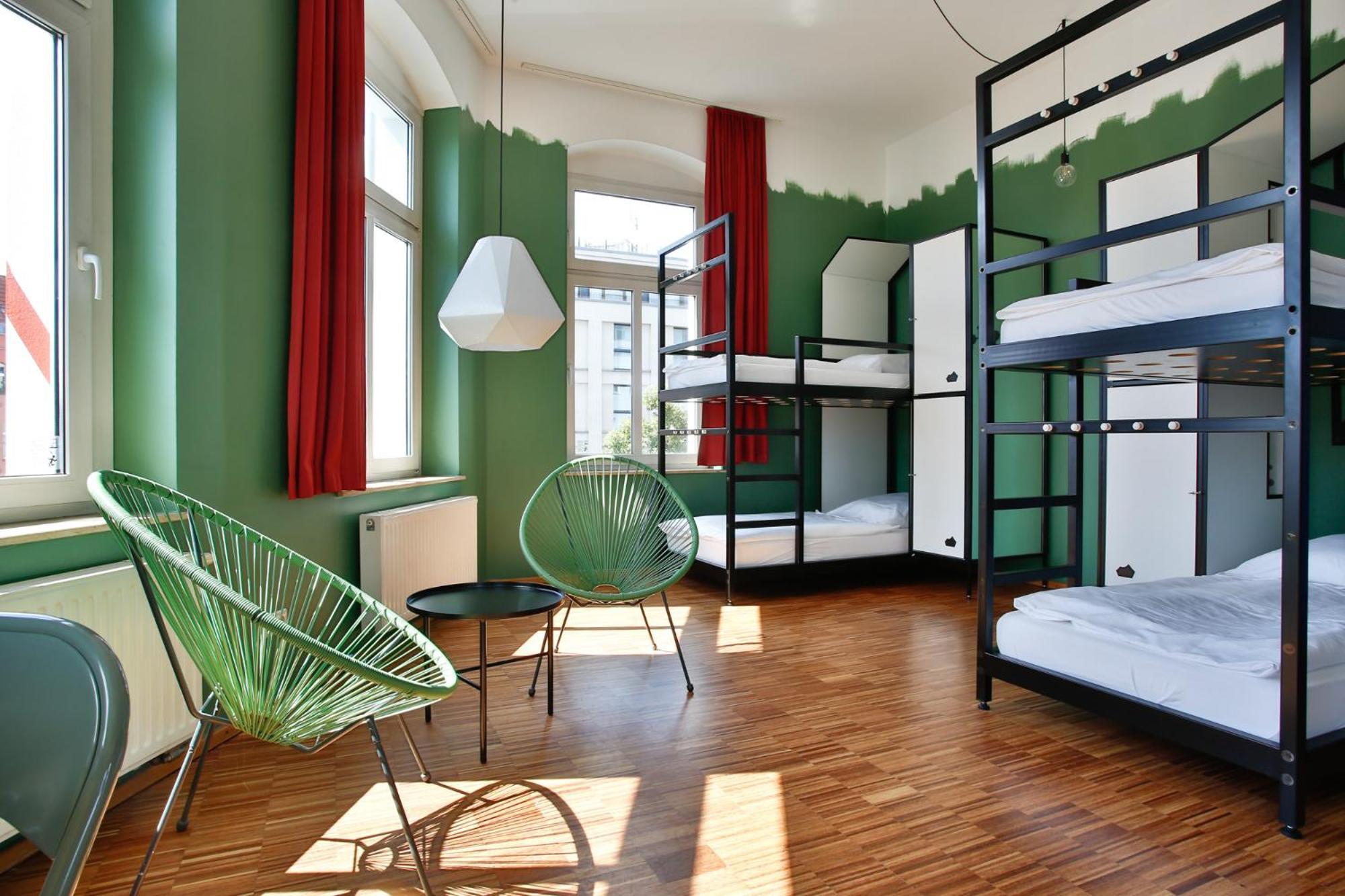 The Circus Hostel Berlin Exterior photo