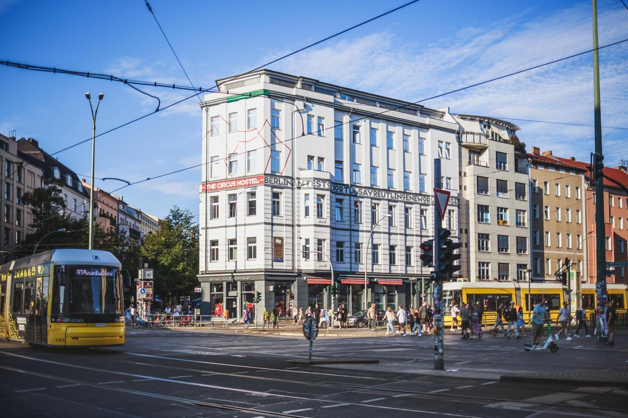 The Circus Hostel Berlin Exterior photo
